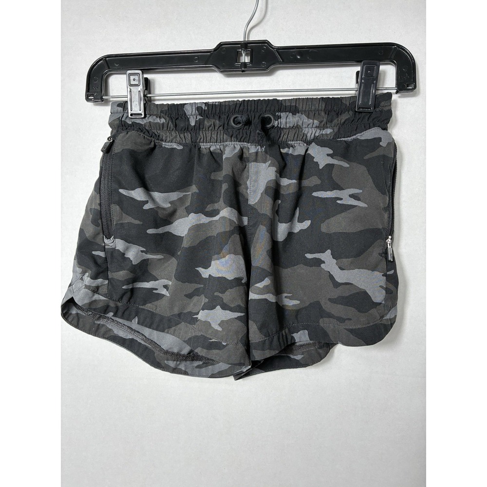 athleta girl Lot Of 3 Bottoms Girls Sz 12 Black/gray Camo 2 Leggings 1 Shorts - Picture 4 of 5